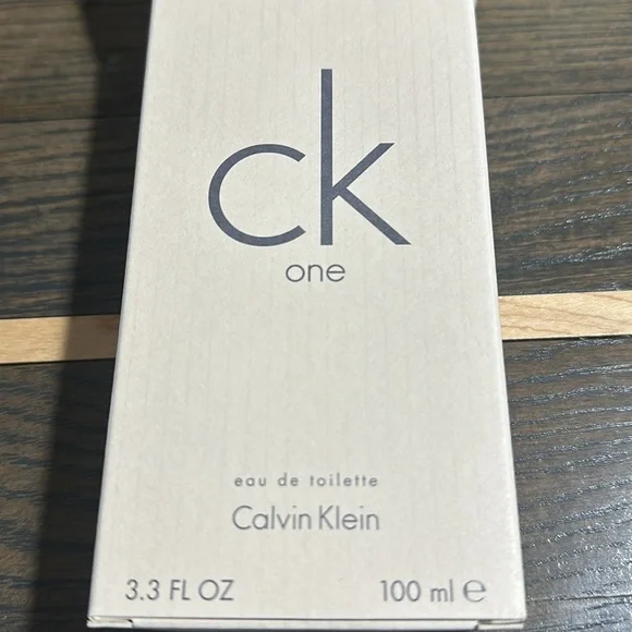 Calvin Klein One Unisex Cologne. 3.3 ounce - Picture 3 of 4